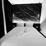Tirana Central Rooms Blloku